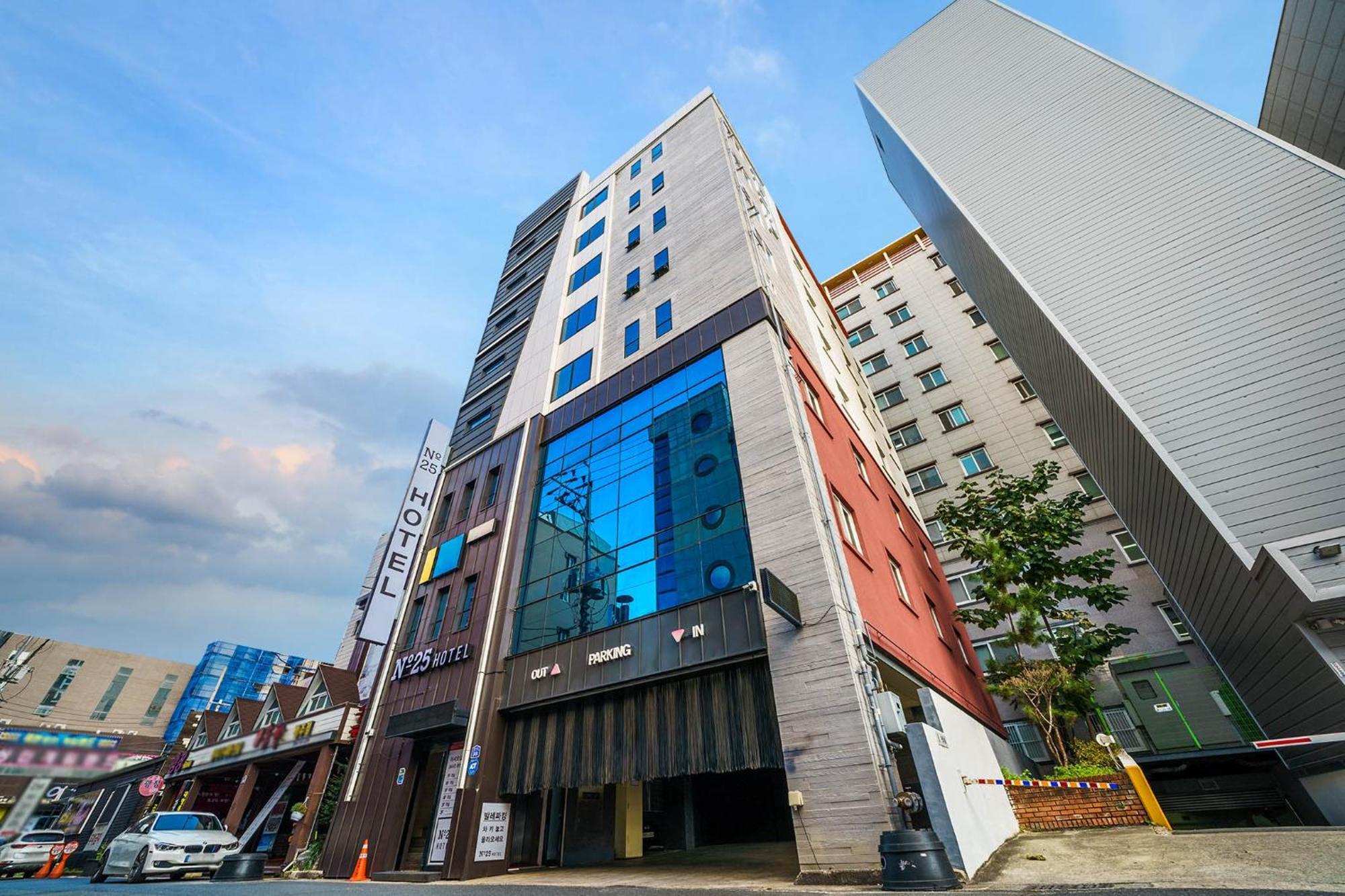 Number 25 Gyeongju City Hall Exterior foto